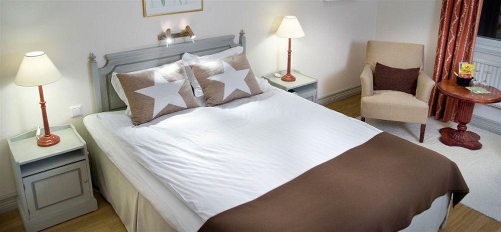 Hotel Fagelbrohus Värmdö Zewnętrze zdjęcie